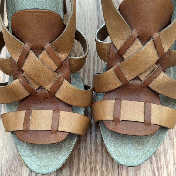 Cole Haan Maria Sharapova heels - Size 7.5B (Brown/Tan) - New without box - Picture 6 of 6